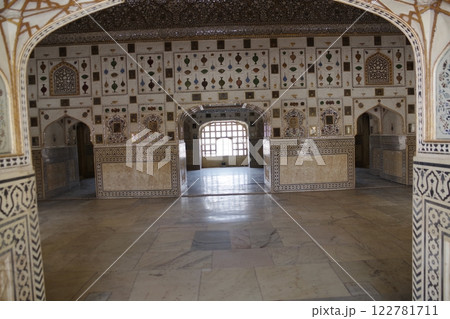 インド　世界遺産ラージャスターンの丘陵城塞群　アンベール城 122781711