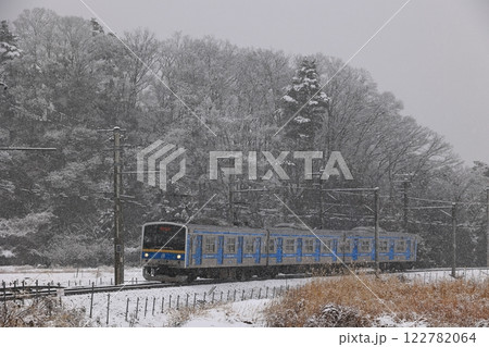 雪景色の富士急行線 雪景色の富士急行線 122782064