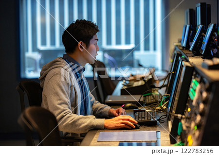 制作　テレビ　ディレクター 122783256