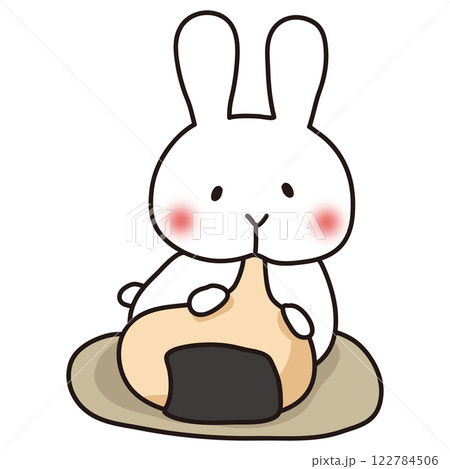 大きなお餅を食べている白いうさぎ1 122784506