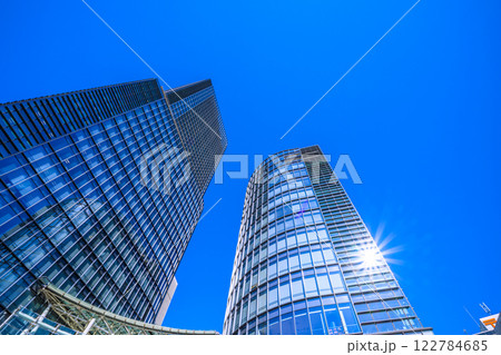 日本の東京都市景観 神田淡路町二丁目のワテラスなどを望む。新時代に希望の光＝10日 122784685