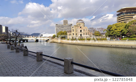 日本 広島県広島市 平和記念公園 原爆ドーム 写真 日本 広島県広島市 平和記念公園 原爆ドーム 写真 122785848