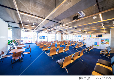 「青森県」八戸港フェリーターミナル 2階ロビー 「青森県」八戸港フェリーターミナル 2階ロビー 122786499