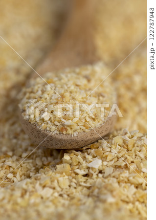 dried crushed garlic fruits for cooking dried crushed garlic fruits for cooking 122787948