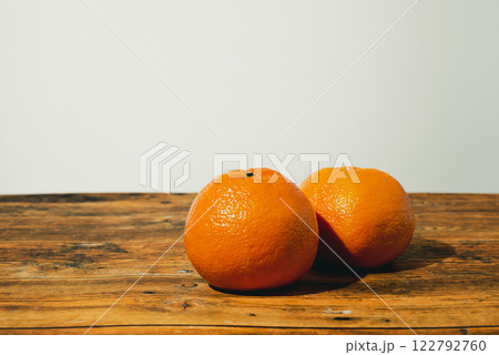 いよかん　愛媛県の特産品で濃厚な味わいの柑橘類 122792760