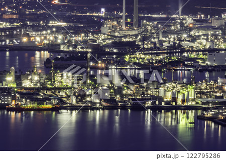 徳山 周南市沿岸部の夜景 山口県周南市 徳山 周南市沿岸部の夜景 山口県周南市 122795286