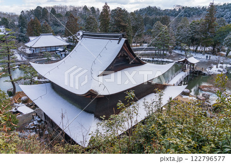 雪の虎渓山永保寺〈岐阜県多治見市〉 雪の虎渓山永保寺〈岐阜県多治見市〉 122796577