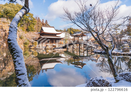 雪の虎渓山永保寺〈岐阜県多治見市〉 雪の虎渓山永保寺〈岐阜県多治見市〉 122796616