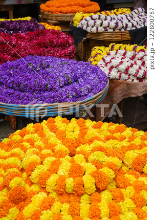 インドベンガルール_アジア最大の生花市場・KRマーケットの風景 122800787