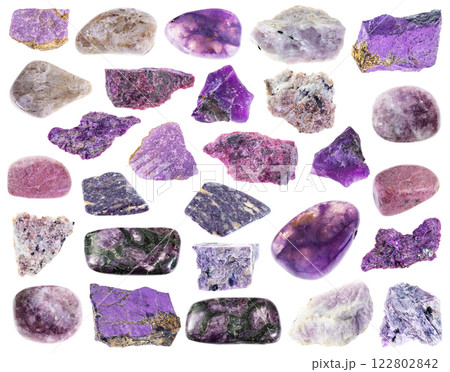 natural specimens of uncut purple rocks cutout natural specimens of uncut purple rocks cutout 122802842