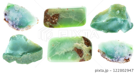 natural specimens of uncut chrysoprase rock cutout natural specimens of uncut chrysoprase rock cutout 122802947