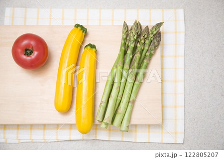 Vegetable on a Cutting Board, Close View Background 122805207