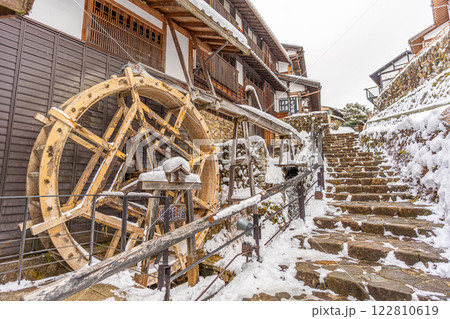 馬籠宿　雪景色　 122810619