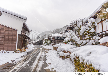 妻籠宿　雪景色 122810873
