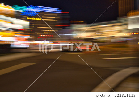 陽の落ちた県玄関口の福井駅 陽の落ちた県玄関口の福井駅 122811115