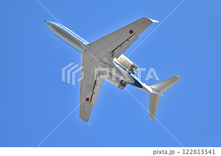 自衛隊機 多用途支援機U-4 離陸 入間基地所属 青空 122813541