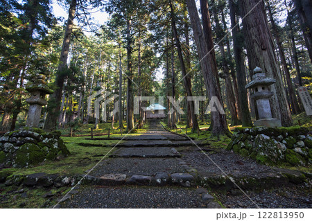 白山平泉寺の静かな秋 122813950