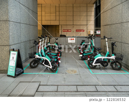 【LUUP】スマホで予約・決済できる電動アシスト自転車・電動キックボードのシェアリングサービス 【LUUP】スマホで予約・決済できる電動アシスト自転車・電動キックボードのシェアリングサービス 122816532