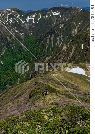 上越国境・万太郎山への登りから見る谷川岳 上越国境・万太郎山への登りから見る谷川岳 122819391