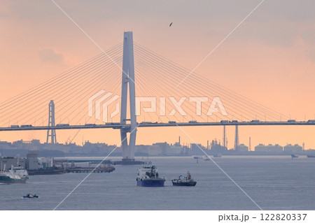 大型つり橋（名港中央大橋　トリトン 愛知県 名古屋市 港区） 122820337