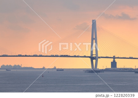 大型つり橋（名港中央大橋　トリトン 愛知県 名古屋市 港区） 122820339