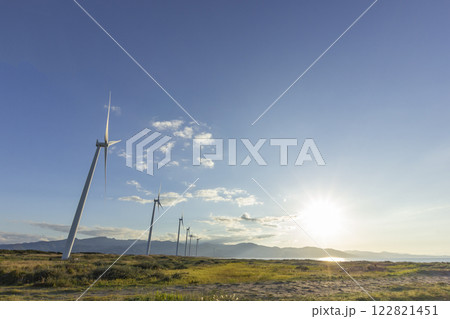 風車のある風景、石狩浜 122821451