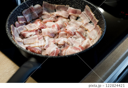 Frying pan with bacon 122824421