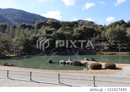 【京都】嵐山の「天龍寺」曹源池庭園 122827489