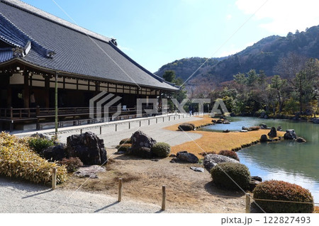 【京都】嵐山の「天龍寺」大方丈と曹源池庭園 【京都】嵐山の「天龍寺」大方丈と曹源池庭園 122827493