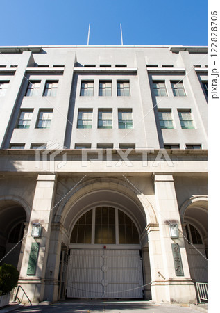 財務省・国税庁の庁舎 122828706