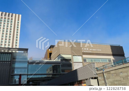 開業前の広島駅ビル「ミナモア」 122828738