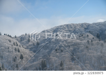 冬の山 122830973