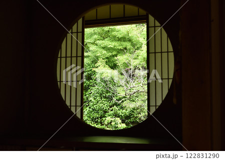 雲龍院　悟りの窓(京都市東山区) 122831290