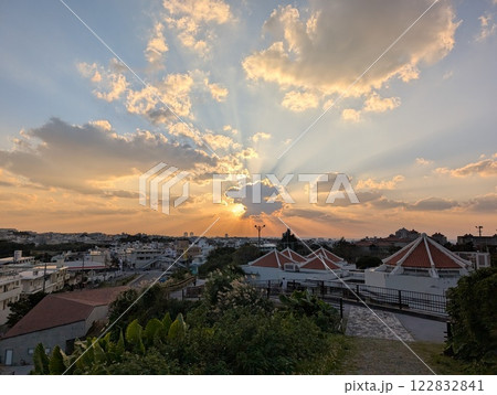 夕暮れ時 夕暮れ時 122832841