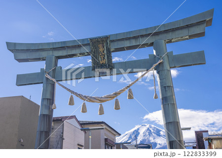 富士吉田の金鳥居 122833399