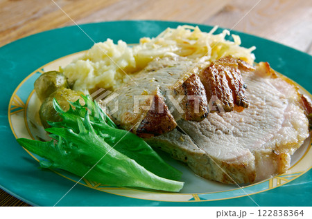 Roast pork with crackling Roast pork with crackling 122838364