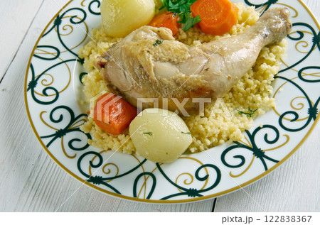 Maftul  chicken couscous 122838367