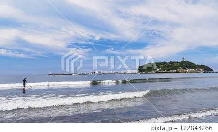 初夏の江ノ島 122843266