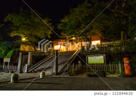 福地山修禅寺山門夜景(静岡県-修善寺温泉) 122844610
