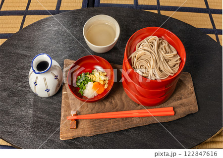 出雲そば　Izumo soba (traditional noodles from Izumo) 122847616