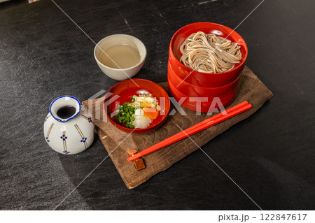 出雲そば　Izumo soba (traditional noodles from Izumo) 122847617