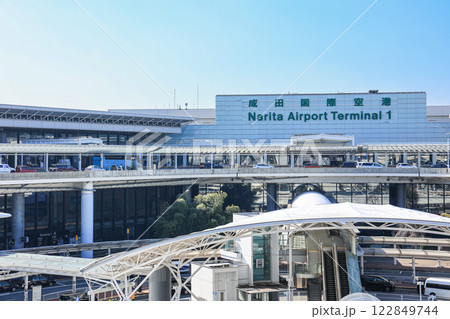 成田空港 第1ターミナル 青空 成田空港 第1ターミナル 青空 122849744