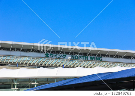 成田空港　第1ターミナル　青空 122849762