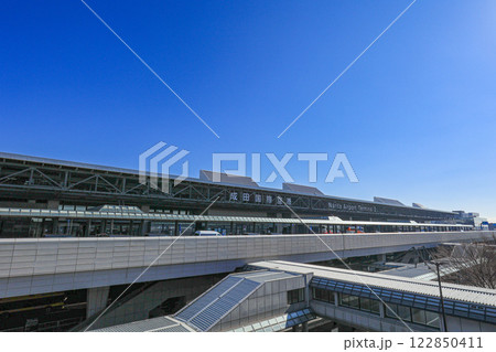 成田国際空港　第2ターミナル　青空 122850411