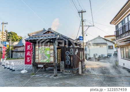 大分県別府市 鉄輪温泉「鉄輪むし湯」 大分県別府市 鉄輪温泉「鉄輪むし湯」 122857459