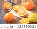 旬のみかん（伊予柑、スイートスプリング、はるか、媛小春） 122859381