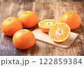 旬のみかん（伊予柑） 122859384