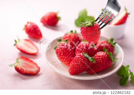新鮮ないちご 122862182