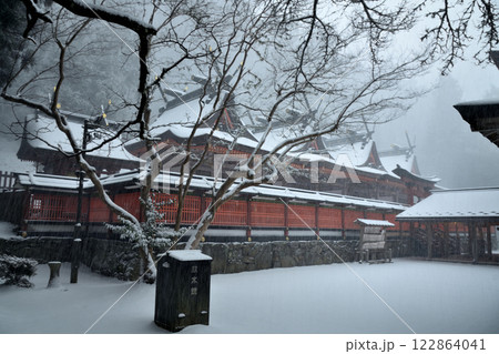 丹生都比売神社(本殿)　【和歌山県かつらぎ町】 122864041