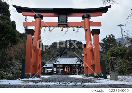 丹生官省符神社　拝殿　【和歌山県九度山町】 122864060